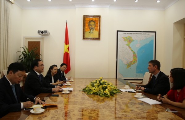 [-]Việt[-]Nam-Anh[-]tăng[-]cường[-]hợp[-]tác[-]trong[-]ứng[-]phó[-]biến[-]đổi[-]khí[-]hậu
